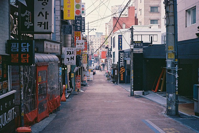 street scene - seoul