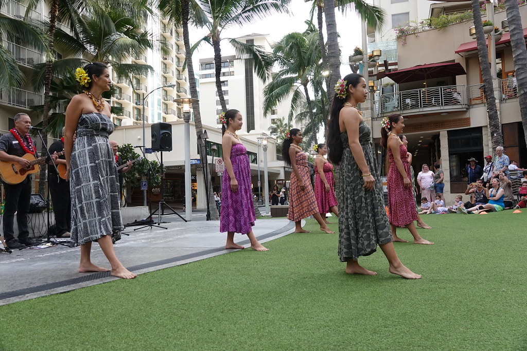 Waikiki Beach Walk Aloha Festivals Royal Court Appearance … | Flickr