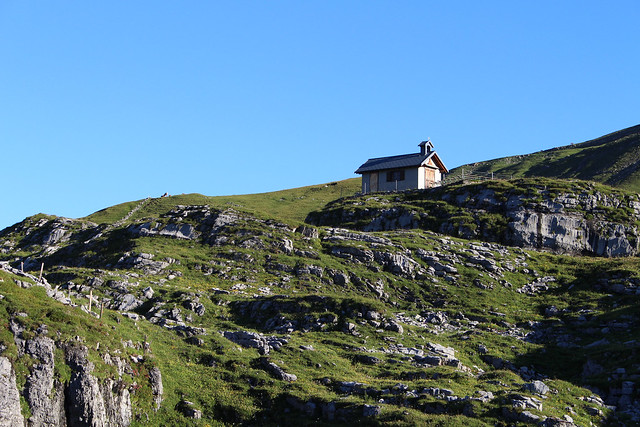 Kleines Kirchlein auf der Glattalp auf etwa 1880 Meter