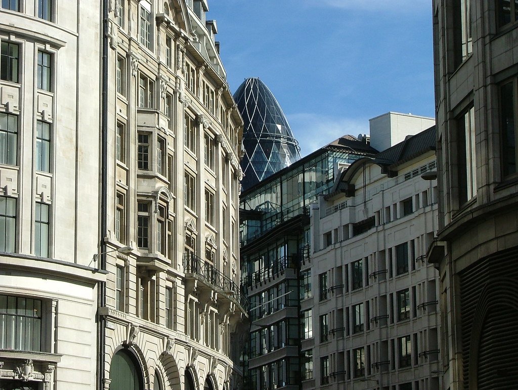 London | I always call the building in the back the bullet, … | Flickr