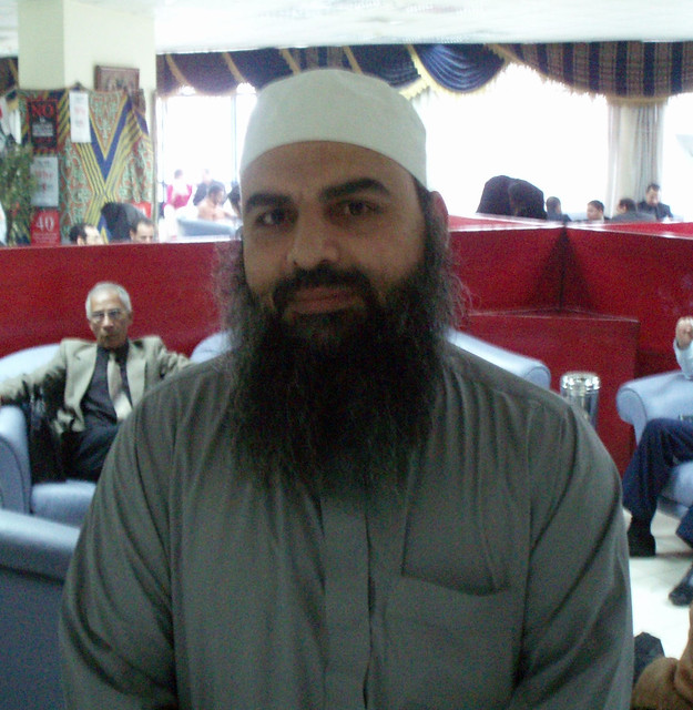 Abu Omar الشيخ أبو عمر