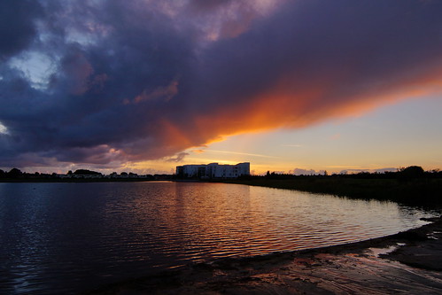 herning jylland jutland danmark denmark sø lake landskab landscape sky cloud himmel fuglsangsø tjørring sunset solnedgang blue blå refleks reflex