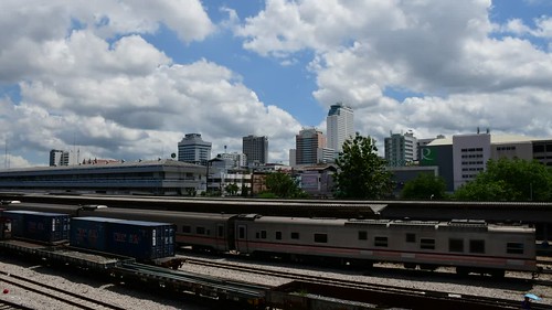 nikon d7500 hatyai songkhla thailand railway train timelapse sky cloud