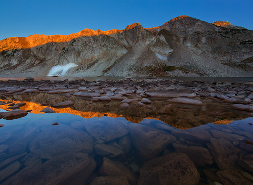 wyoming sunrise medicinebownationalforest snowyrange rockymountains canon6d canonef14mmf28lii