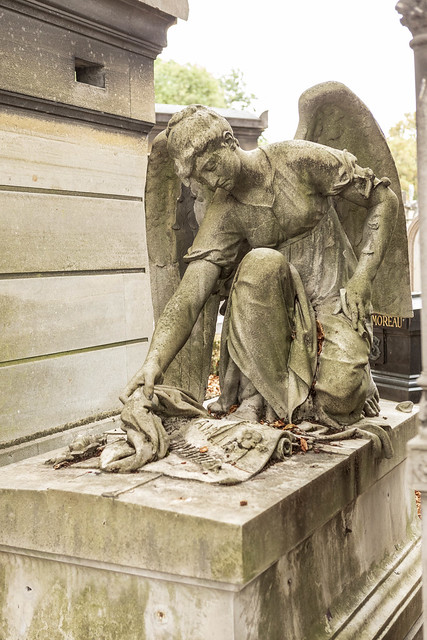 Père Lachaise Cemetery, Paris France