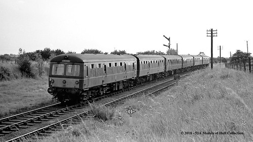 britishrailways cravens class105 dmu diesel passenger ellerby eastyorkshire train railway locomotive railroad