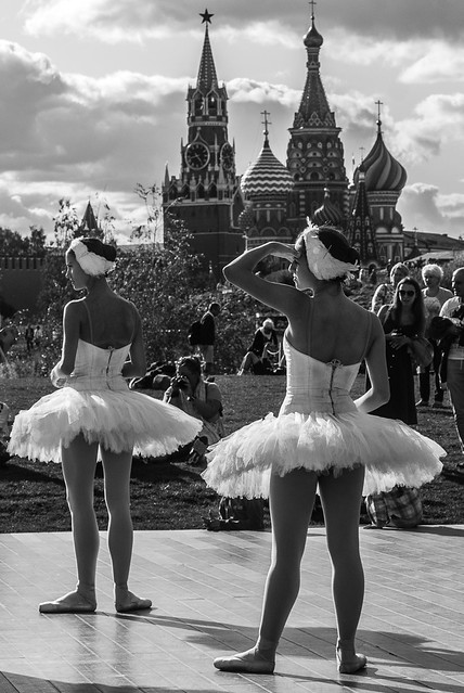 Ballerinas in Moscow