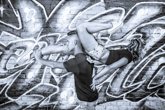 Dancers and graffiti
