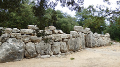 Ses Paisses - archaeological site, perimeter wall and entrance (2)