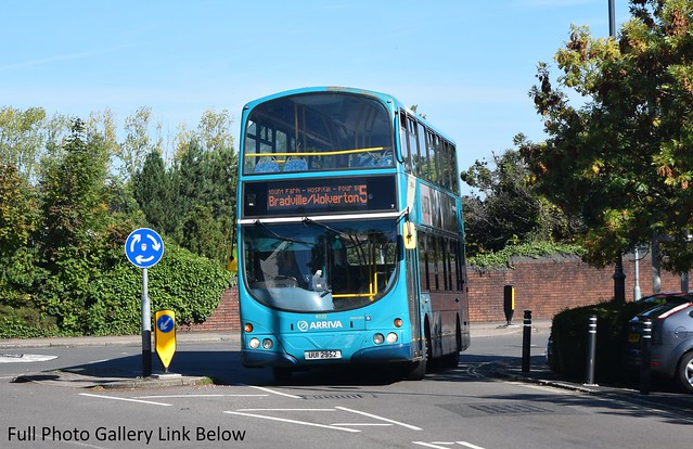 Unusual buses in MK, 12-13 Sept 18. Full gallery link below.