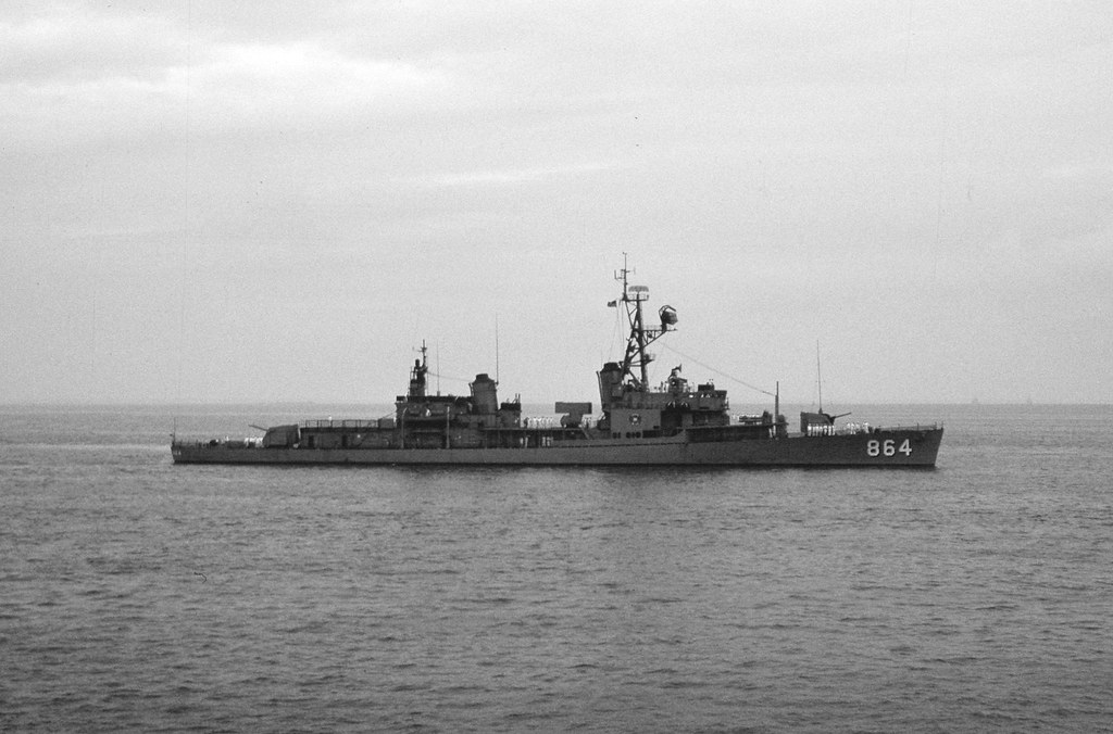 19640817S-16 USS Harold J. Ellison DD-864 NOB Norfolk VA 1… | Flickr