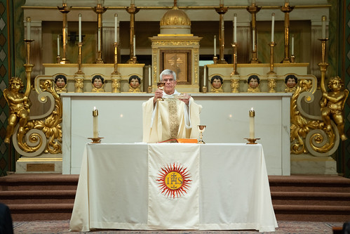 Fr. Steve Privett, SJ presides