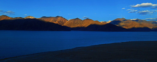 abeer abeerbarman blue clouds dusk field himalaya himalayas highaltitude hill highaltitudelake india ladakh landscape ladakhhimalayas lake mountain nature peak path pangong sky scenery shore sunset water waves waterscape