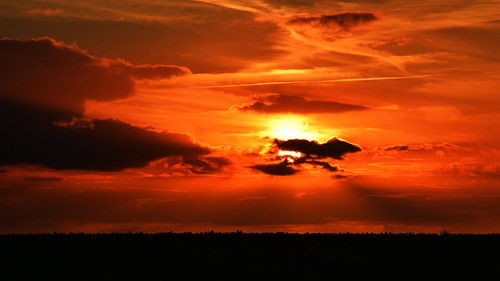 calden summer mood hesse hessen germany deutschland nature landscape view sun sunset colours orange clouds sky dramaticsky