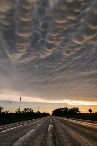 mammatus thunderstorm storm anvil road stormchase weather sunset sky clouds