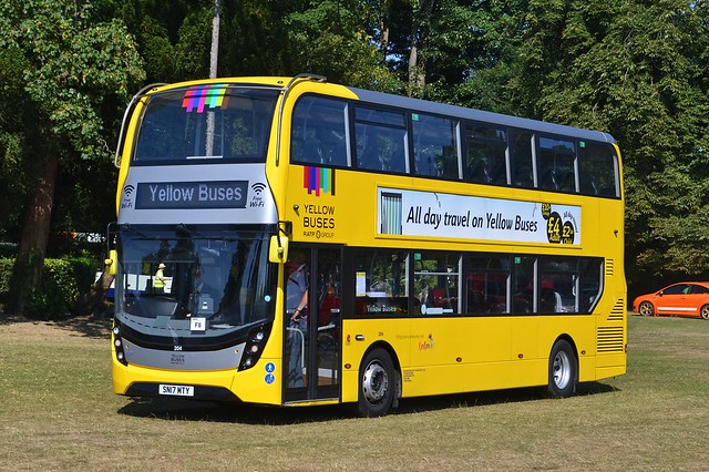 Yellow Buses SN17 MTY