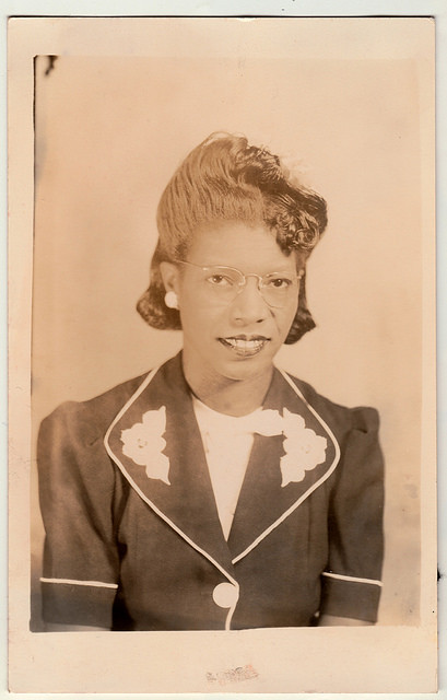 Vintage 1944 Photo Postcard : Magnolia Studio Portrait Of A Young Lady