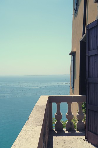 italy duino heat canon powershot g7xmarkii lazy afternoon summer castle balcony view elegy rilke adriatic