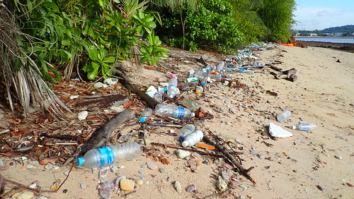 Marine trash on Pulau Tekukor