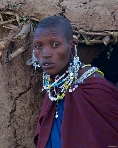 ngorongoro tanzania africa masai maasai woman portrait village asilia higlands crater safari pentax pentaxk3ii pentax60250 ritratto young