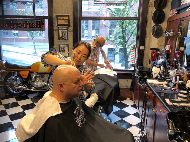 Saturday morning barber shop snapshot.... 💈 Shop closed at 3:00 this afternoon so we could all get a bit of a head start for the long weekend!! 😉  #barbershop #saturday #shaves #yaletown #vancouver #barbers #longweekend