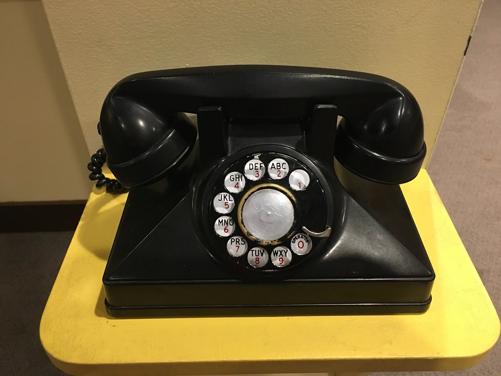 Retro Phone at the Graham Bell Museum, R. D. Barry
