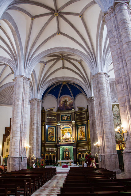 altar mayor y boveda interior Iglesia Madre de Dios Almagro Ciudad Real 01