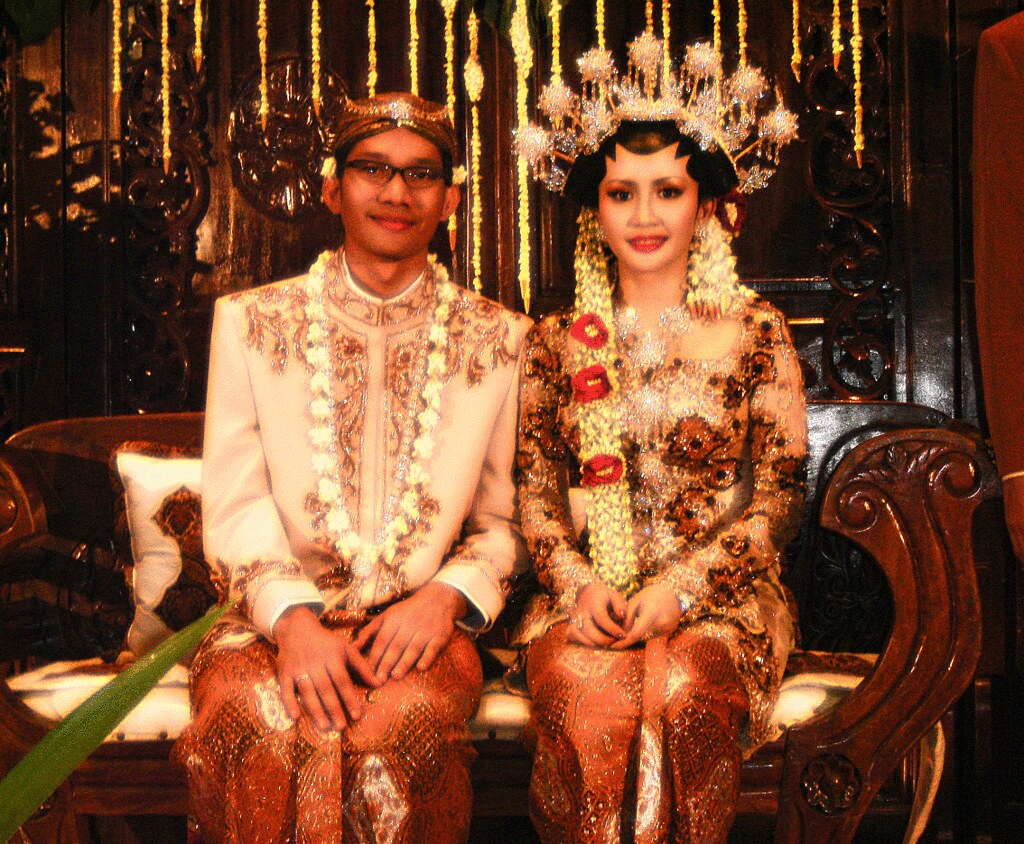 Javanese Wedding | The wedding couple. They were gorgeously … | Flickr