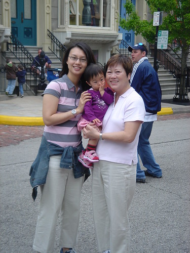 9 April 2007 | At MGM Studio, Clara just woke up from nap. | rei_21 ...