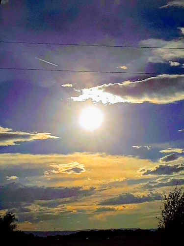 8-31-2018. Friday. Last day of August. Yes amazing Sky & Sun setting. Totaly beautiful. Love it. Kim:) by Kim Vaughn Sowards,