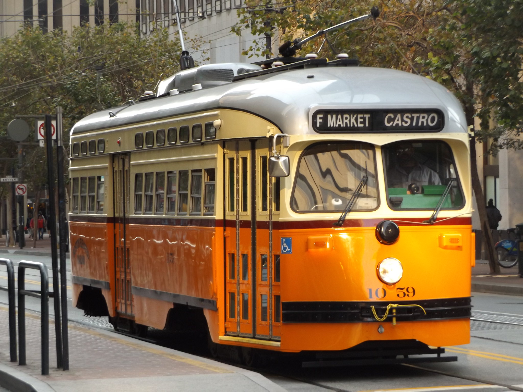 Historic Streetcar 1059, Market Street, San Francisco, California, USA, 9 September 2018