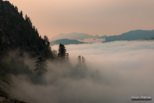 Fog and Mountainside by kevin-palmer, - <a href="http://www.kevin-palmer.com" rel="noreferrer nofollow">www.kevin-palmer.com</a> - Fog lap
