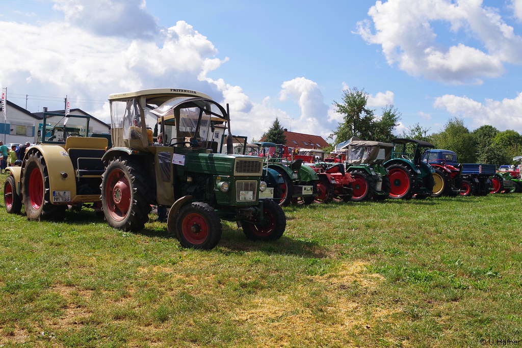 UTB - Uzina Tractorul Brașov / Traktor | Flickr