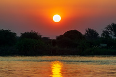 Il tramonto sul fiume...