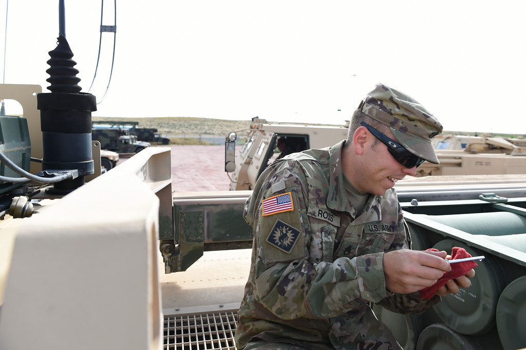 180906-Z-CG686-0002 | Staff Sgt. Troy Ross checks the oil on… | Flickr