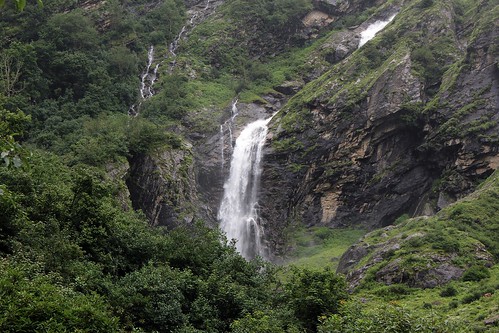 vof himalaya uttarakhand hemkunt sahib gurudwara sikhism waterfalls trekking
