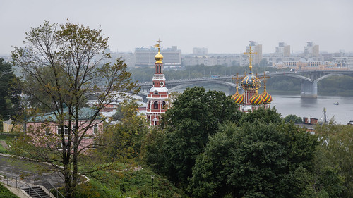 ancient autumn nizhnynovgorod church street city cityscape bell clouds morning oldtown river tower orthodox style park antique shadow landscape russia cloudy outdoor oka town old exterior blue colorful cathedral building bridge dome cross leaves sky nature overcast tree design architecture