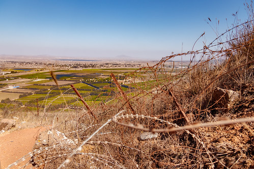golan israel landscape syria border