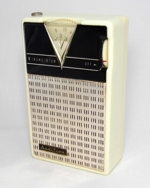 Vintage Audition Transistor Radio, Model 1069, AM Band, 6 Transistors, Made In Japan, Circa 1962