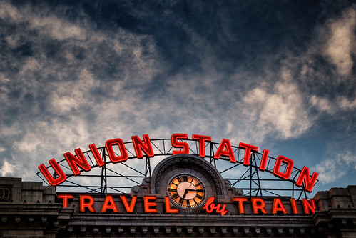 unionstation denvercolorado transportation urban travel city sign signage electric clock architecture trainstation railroadterminal travelbytrain evening dusk sky clouds mood cityscape landscape minimalism time mdt mountaindaylighttime summer analogue vintage nostalgia nikond7500 sigma18300 photoshopbyfehlfarben thanksbinexo