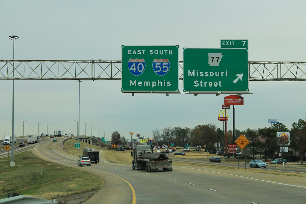 I-55 South - Exit 7 - AR77
