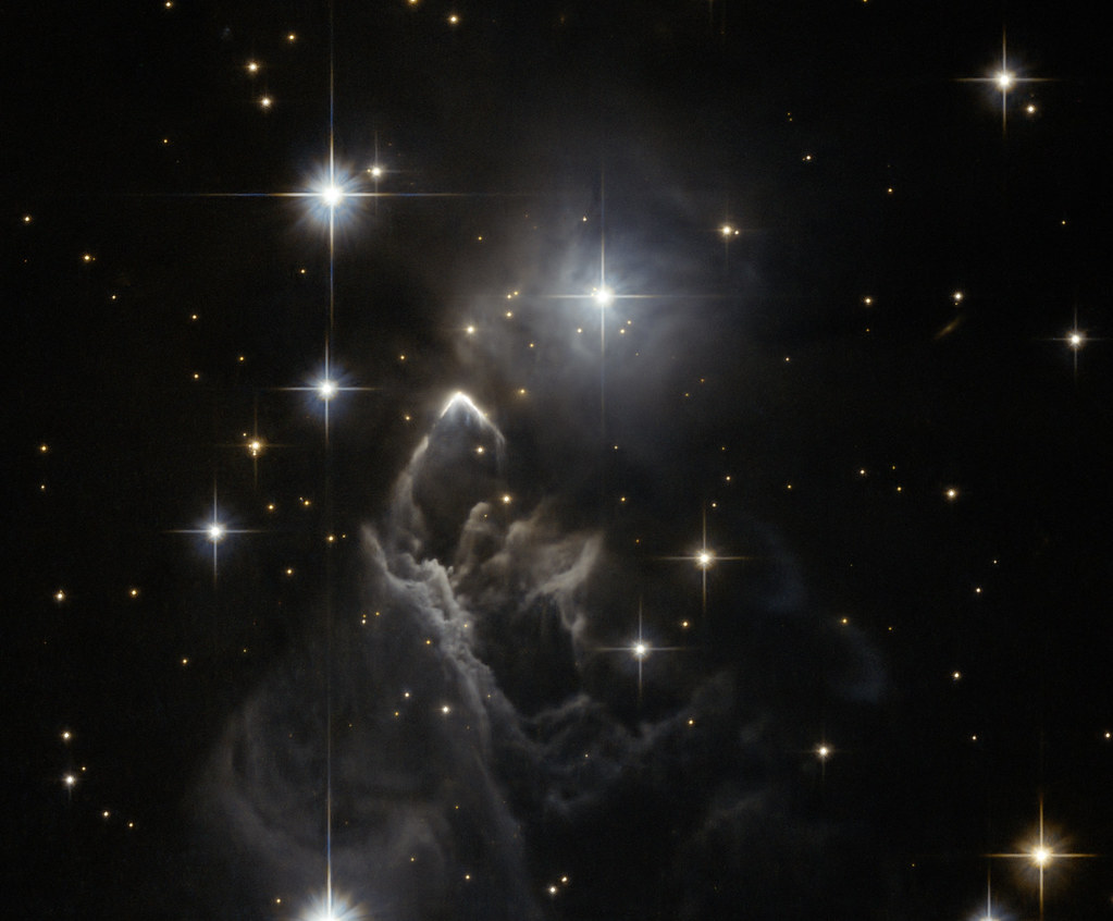 Observation chanceuse de Hubble sur une Nuée énigmatique