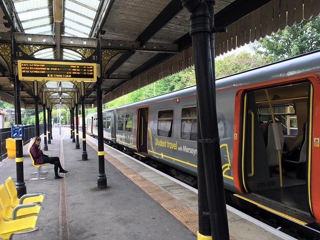 Merseyrail 508 127 @Birkenhead Central