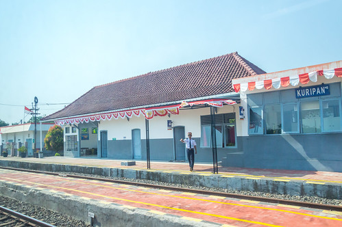 stasiun station railway keretaapi indonesia kai dutch heritage building architecture jawatengah centraljava kuripan batang