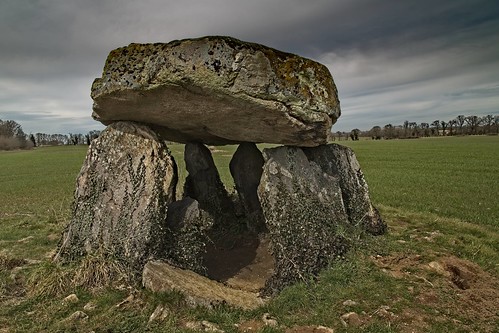 berneuil archaeology dolmen prehistoric megalithic nouvelleaquitaine
