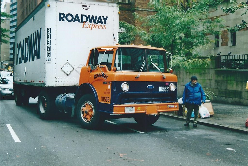 Ford C Series Tilt Cab with trailer