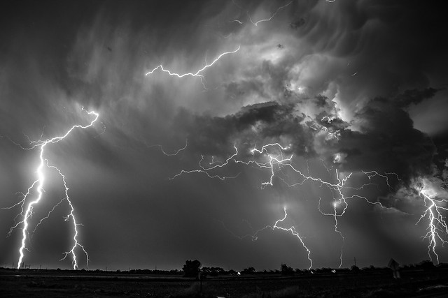 060918 -  Epic Nebraska Lightning! (Stacked) (B&W)