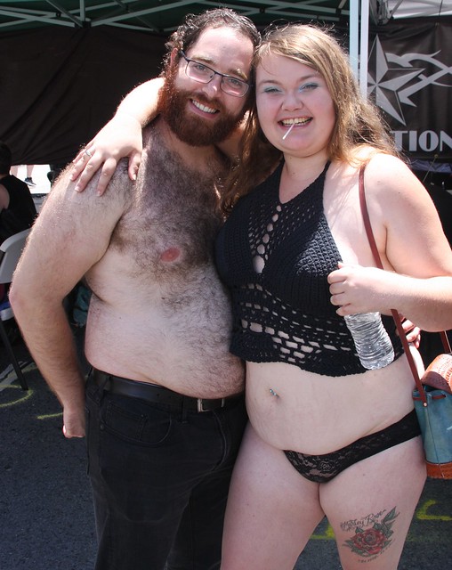 SEXY LEATHER WOMEN ! DORE ALLEY FAIR 2018 ! ( SAFE PHOTO )