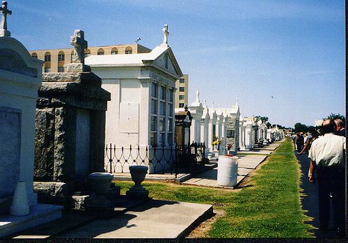 Overground Crypt New Orleans Crypt Tombs Above Ground Burial System | Flickr