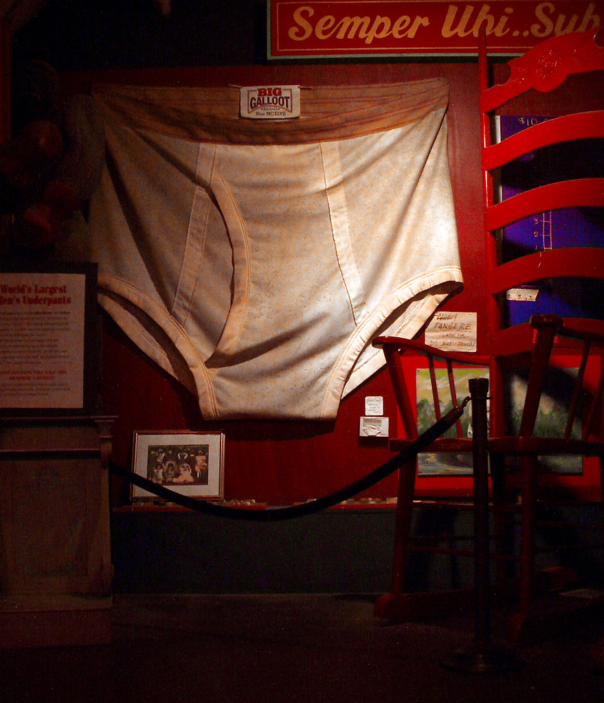 Family reunion: Giant underwear, The City Museum in St. Lou…
